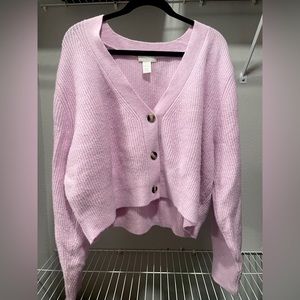 slightly oversized cropped light pink cardigan sweater